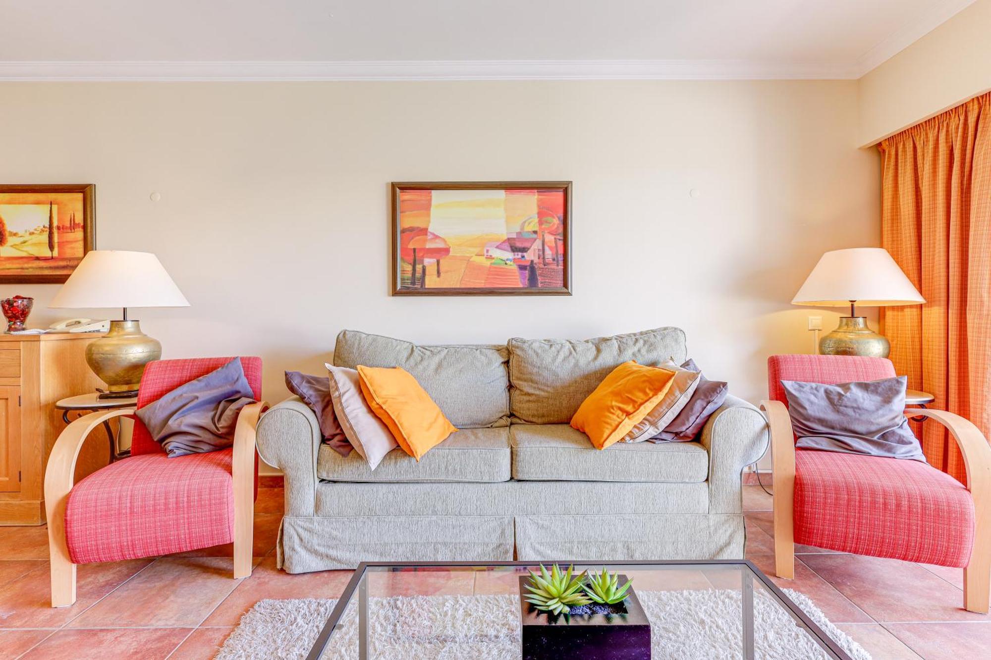 Apartment With 2 Bedrooms, 2M To The Beach Armação de Pêra المظهر الخارجي الصورة