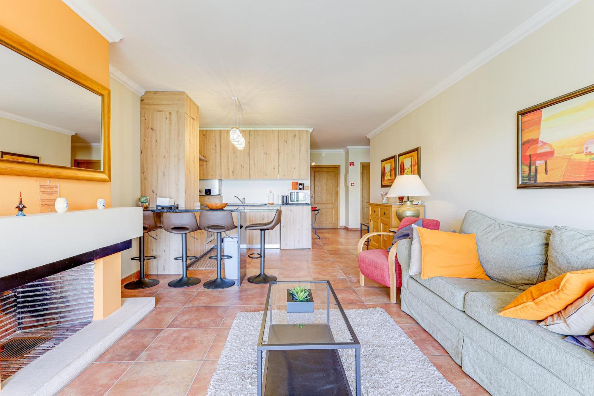 Apartment With 2 Bedrooms, 2M To The Beach Armação de Pêra المظهر الخارجي الصورة