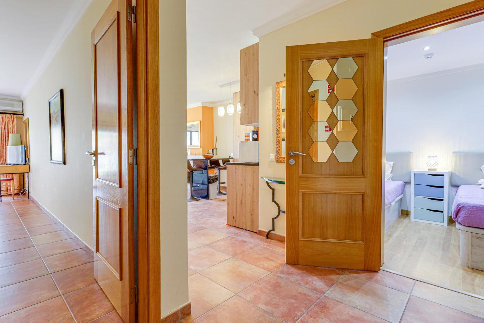 Apartment With 2 Bedrooms, 2M To The Beach Armação de Pêra المظهر الخارجي الصورة